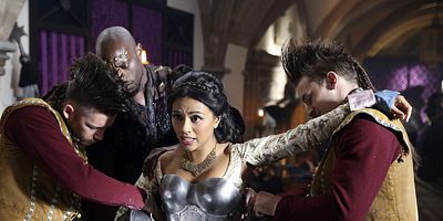 poster de la série Giants vs. Dwarves