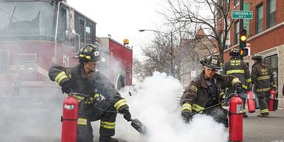 poster de la série Mouch enterre sa vie de garçon