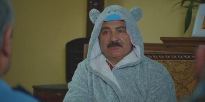 poster de la série Hangimiz Sevmedik 4.Bölüm