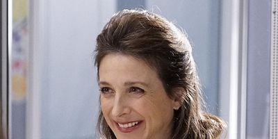 poster de la série N-E-NEW A-I-AIDE