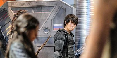 poster de la série Une couronne lourde à porter