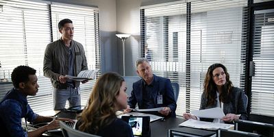 poster de la série Le tueur à l'orchidée