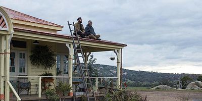 poster de la série L'homme le plus puissant du monde (et son vrai jumeau)