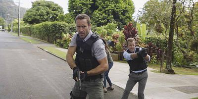 poster de la série A'ole e 'ōlelo mai ana ke ahi ua ana ia (Fire Will Never Say that It Has Had Enough)