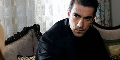 poster de la série Siyah Beyaz Aşk 11.Bölüm