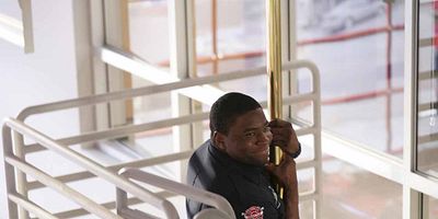 poster de la série Sur des charbons ardents