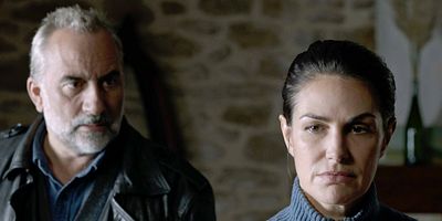 poster de la série Aux Abois