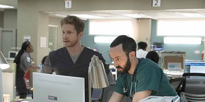 poster de la série Crise Identitaire