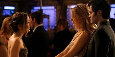 poster de la série B: la reine du lycée