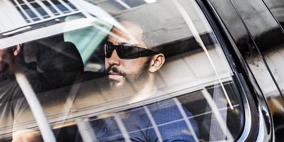 poster de la série Derrière le mur