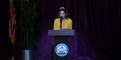 poster de la série U-N-R– UNREALISTIC