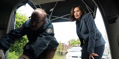 poster de la série Aux yeux de tous : 2ème partie