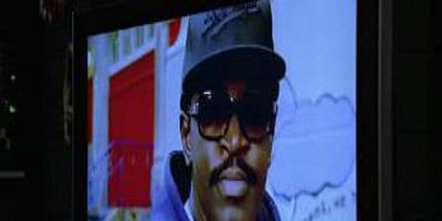 poster de la série Motus et bouche cousue