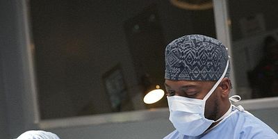 poster de la série 14 ans, 2 mois, 8 jours