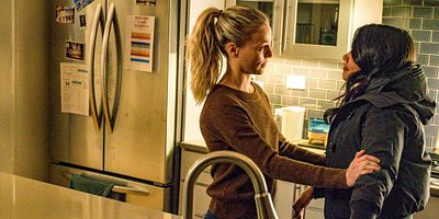 poster de la série Intérêts personnels