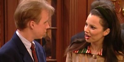 poster de la série Une mère très “classe”