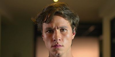 poster de la série Qui est vraiment Javier ?