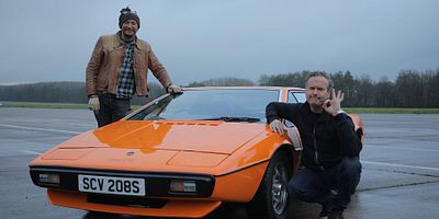 poster de la série La Lotus Esprit S1