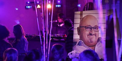 poster de la série La Wellstone agency (n°127)