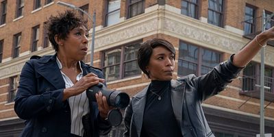 poster de la série Être forts, être unis