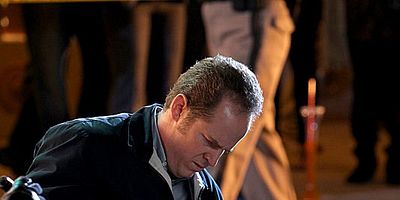 poster de la série Faux jetons