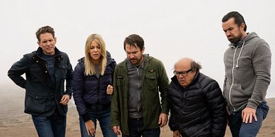 poster de la série Le Gang transporte un cadavre sur une montagne