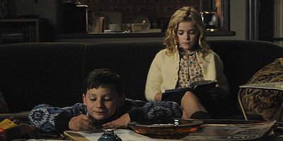 poster de la série Le chrysanthème et le sabre