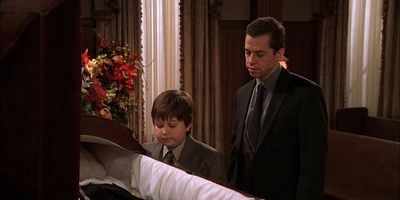 poster de la série Drague à l'enterrement