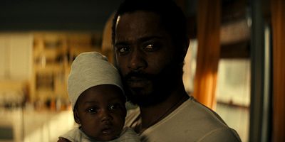 poster de la série Puis vient le bébé dans un berceau