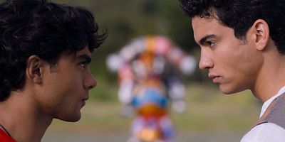 poster de la série Ensemble, c'est mieux !