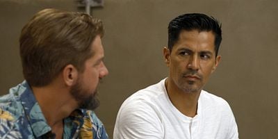 poster de la série De retour aux affaires