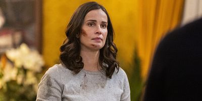 poster de la série June