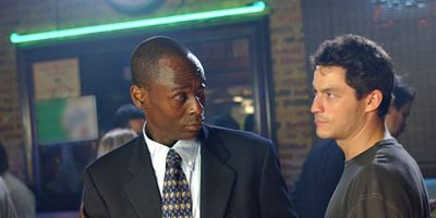 poster de la série Un port dans la tourmente