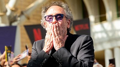 image de la news "Il m’est resté en tête pendant longtemps" : Tim Burton a tranché, ce film fantastique avec Robert Pattinson est un coup de coeur absolu