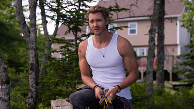 image de la news "C’est l’une de ces séries qui s’installe dans votre cœur et y reste" ... Chad Michael Murray vous dit pourquoi Retour à Sullivan's Crossing est à ne pas manquer