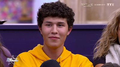 image de la news Exclu. "Je ne sais pas si on avait le droit, mais je les ai pris", Mehdi n'est pas parti les mains vides du château de la Star Academy