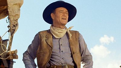 image de la news "Il a échoué à raconter la bonne histoire" : John Wayne ne s'est pas entendu avec ce réalisateur... Et pourtant, ils ont tourné 2 films ensemble !