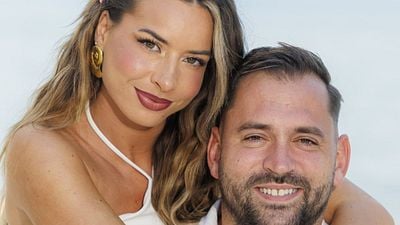image de la news L’île de la tentation  : Julien et Elisa, un faux couple ? Paga répond