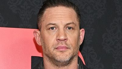 image de la news "Des discussions sont en cours" : Tom Hardy a-t-il été renvoyé de sa série MobLand ?