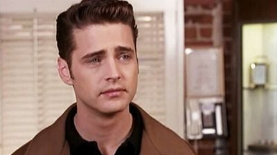 image de la news Beverly Hills : Jason Priestley s'est déguisé pour jouer un deuxième rôle dans la série, mais personne ne l'a reconnu !