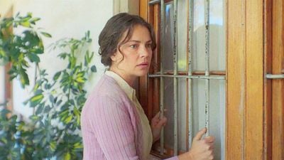 image de la news 75 millions d'exemplaires vendus : après 43 ans d'attente, ce roman culte est enfin adapté en série et c'est disponible dès maintenant !