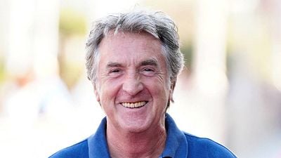image de la news "Hilarant et émouvant, le film est parfait de bout en bout" : noté 4,4 sur 5, c'est le meilleur film de François Cluzet... Et l'un des plus gros succès du cinéma français !