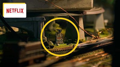 image de la news Stranger Things saison 3 : faites pause à 39 minutes 45 secondes dans l’épisode 2 pour voir un clin d’oeil à Beetlejuice