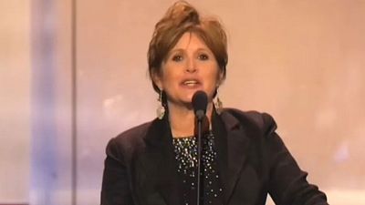 image de la news "George Lucas a ruiné ma vie" : quand Carrie Fisher se payait gentiment la tête du papa de Star Wars dans un discours aussi drôle que mordant