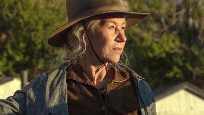 image de la news Âgée de 79 ans et détentrice d’un Oscar, cette légendaire actrice de cette série Yellowstone a prouvé qu’elle était très à l'aise avec les scènes d'action