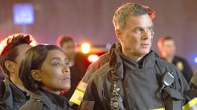 image de la news 9-1-1 : Bobby bientôt de retour dans la série ? Angela Bassett (Athena) répond
