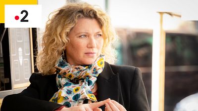 image de la news Candice Renoir bientôt de retour ? Les révélations de Cécile Bois sur les prochains téléfilms