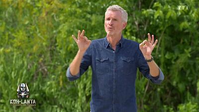 image de la news Surprise dans Koh-Lanta ! Voici pourquoi les candidats ont dû voter deux fois au conseil ce mardi soir