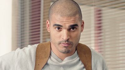 image de la news Plus belle la vie : démasqué par Idriss, le policier corrompu s'apprête à quitter le pays