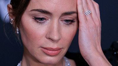 image de la news "Il était odieux" : Emily Blunt garde un très mauvais souvenir de ce réalisateur qui l'a dirigée il y a 23 ans